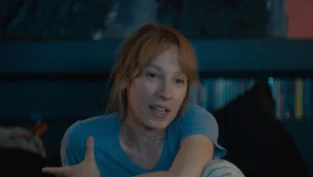 image_base64_68e383f08c35e